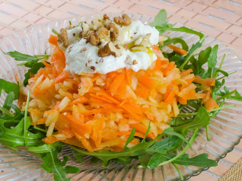 Teraz robię ją co kilka dni. Ta prosta surówka syci, wzmacnia odporność i pasuje do każdego obiadu