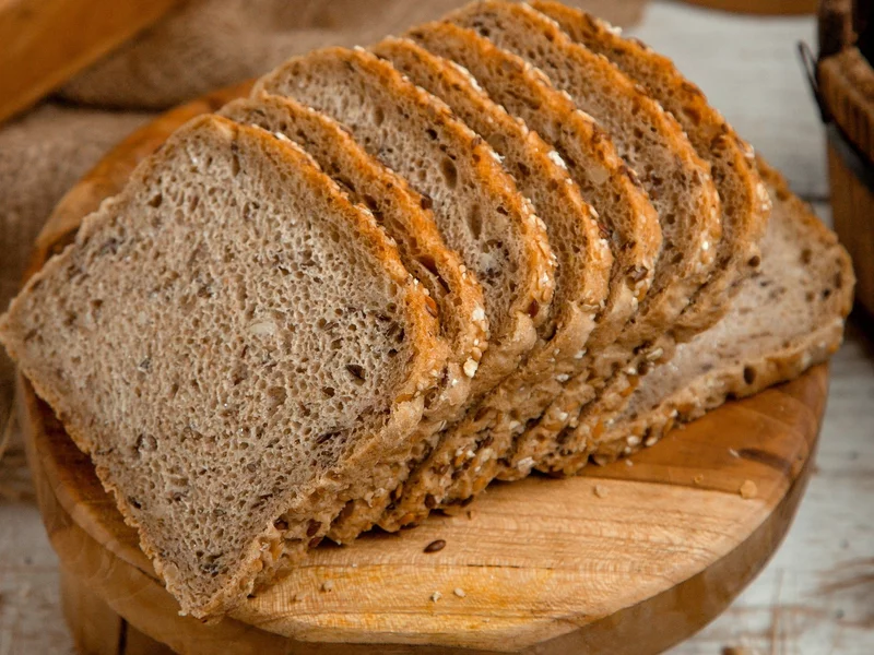Raz upiekłem ten chleb z płatkami owsianymi. Od tego dnia nie kupuję już sklepowego